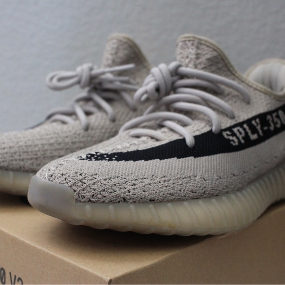 adidas Yeezy Boost 350 V2 - Salt/Core/Black - Picture 8 of 10